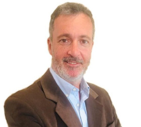 Foto Luciano Tin, director de posventa de vehículos rsu.